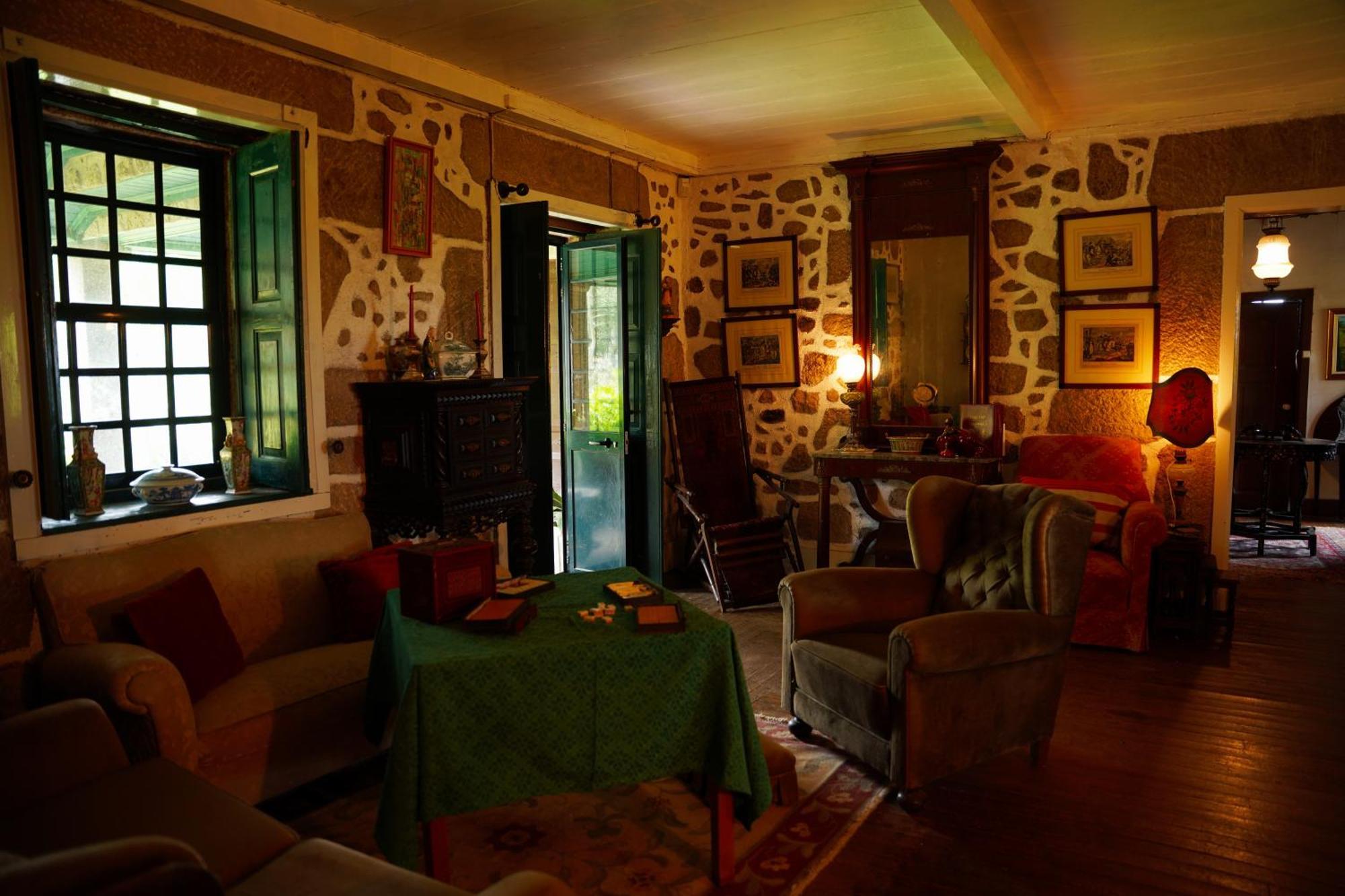 Lugar Da Pedra Alta - B&B - Private Historical Villa Melo Exteriér fotografie